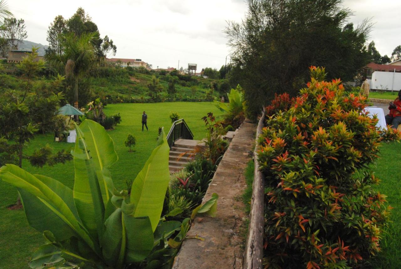 Riverside Resort Hotel Kabale Eksteriør bilde