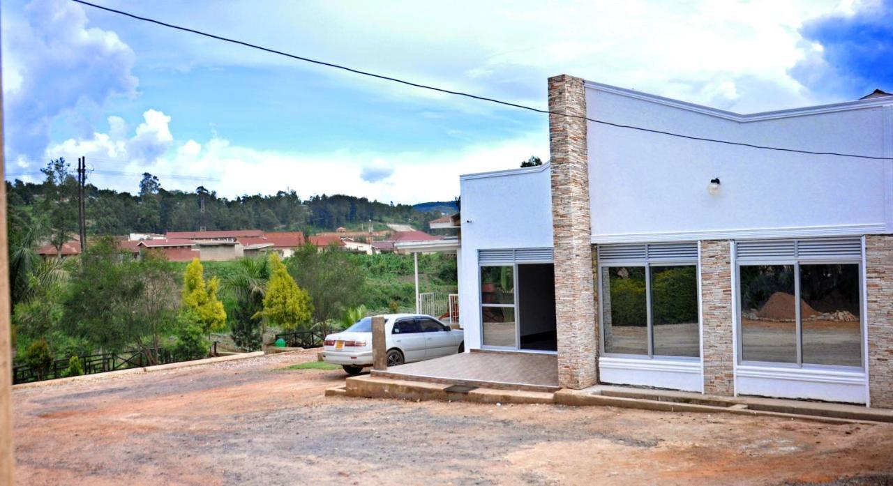 Riverside Resort Hotel Kabale Eksteriør bilde