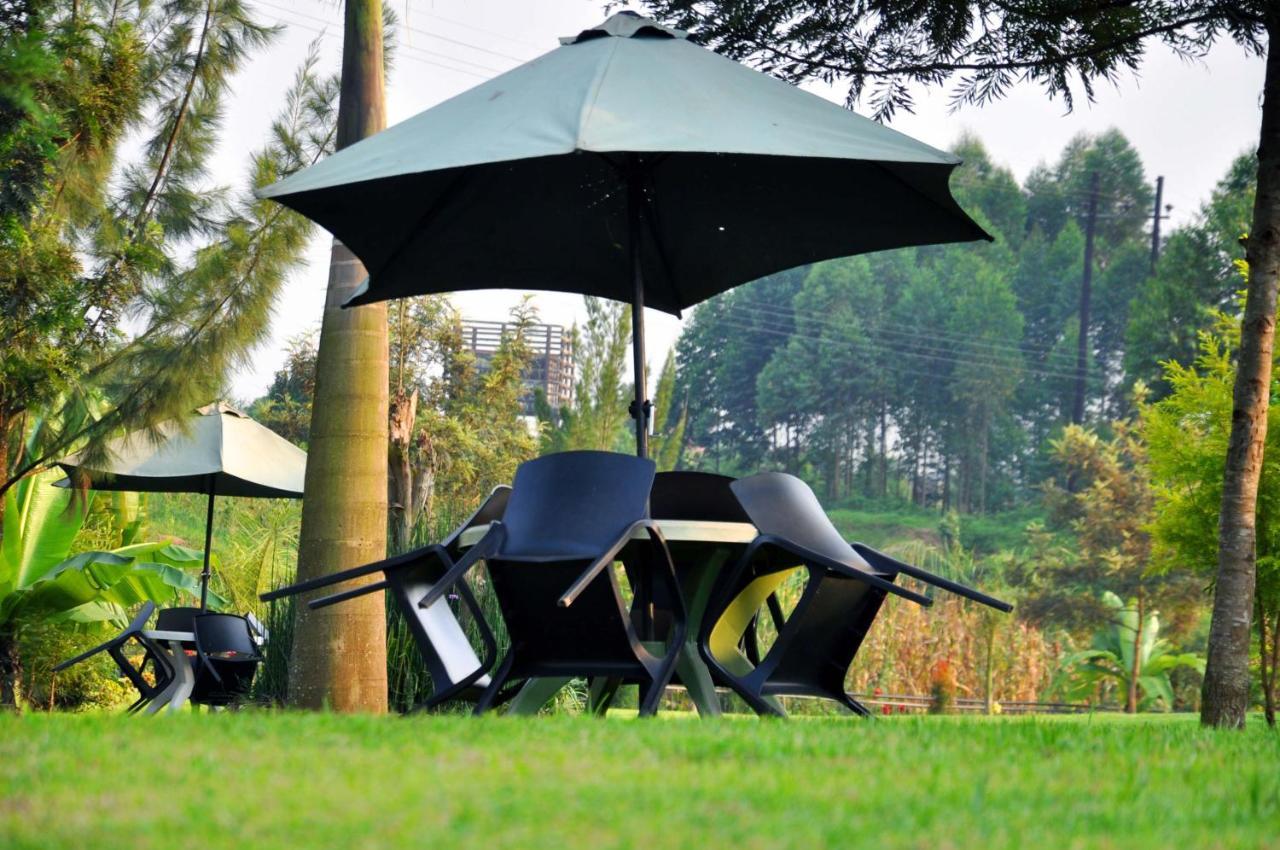 Riverside Resort Hotel Kabale Eksteriør bilde