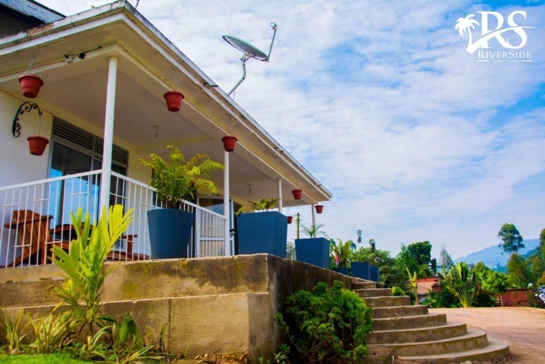 Riverside Resort Hotel Kabale Eksteriør bilde